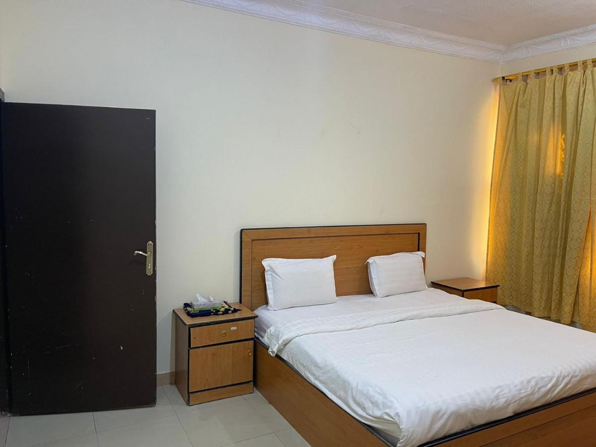 Golden Quba 1 Aparthotel Рияд Екстериор снимка