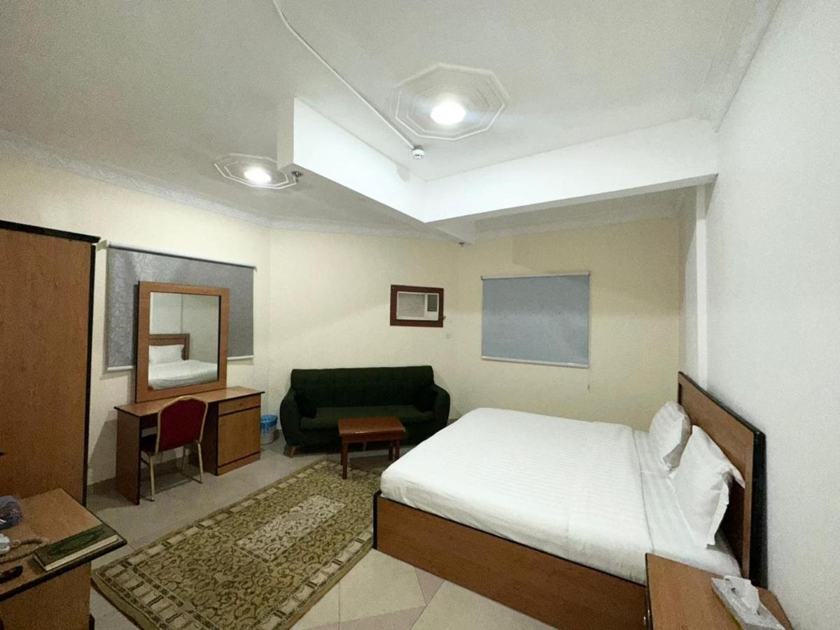 Golden Quba 1 Aparthotel Рияд Екстериор снимка