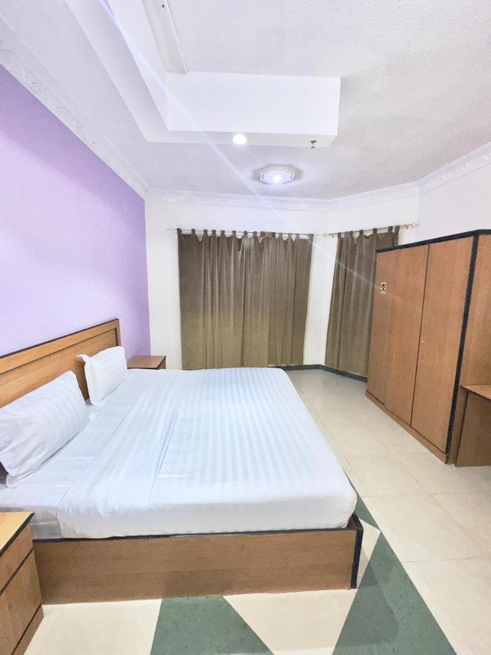 Golden Quba 1 Aparthotel Рияд Екстериор снимка