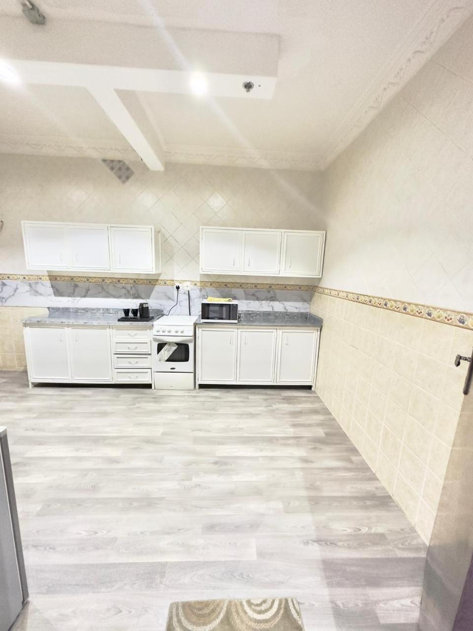 Golden Quba 1 Aparthotel Рияд Екстериор снимка